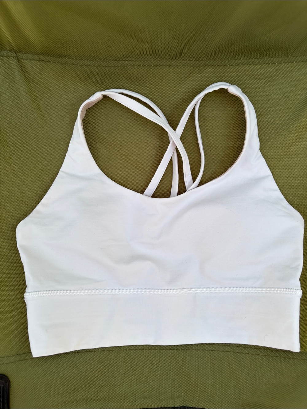 Lululemon Energy Sports Bra, Size 6, EUC